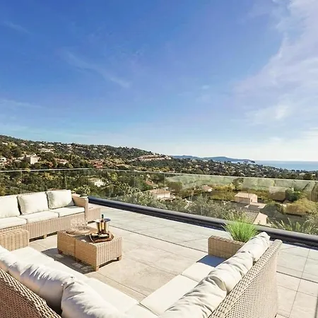 De Luxe Vue Les Oiseaux Du Paradis Villa *